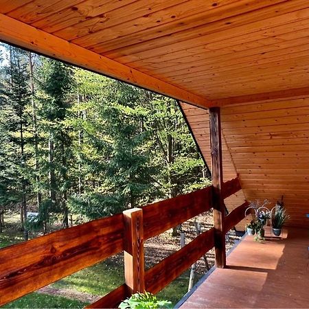 Domek Serce Lasu Гуткі Екстер'єр фото