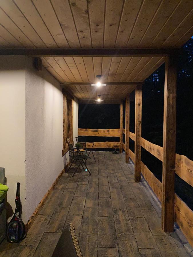 Domek Serce Lasu Гуткі Екстер'єр фото