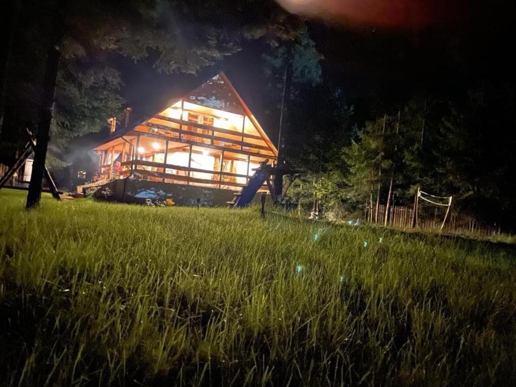 Domek Serce Lasu Гуткі Екстер'єр фото