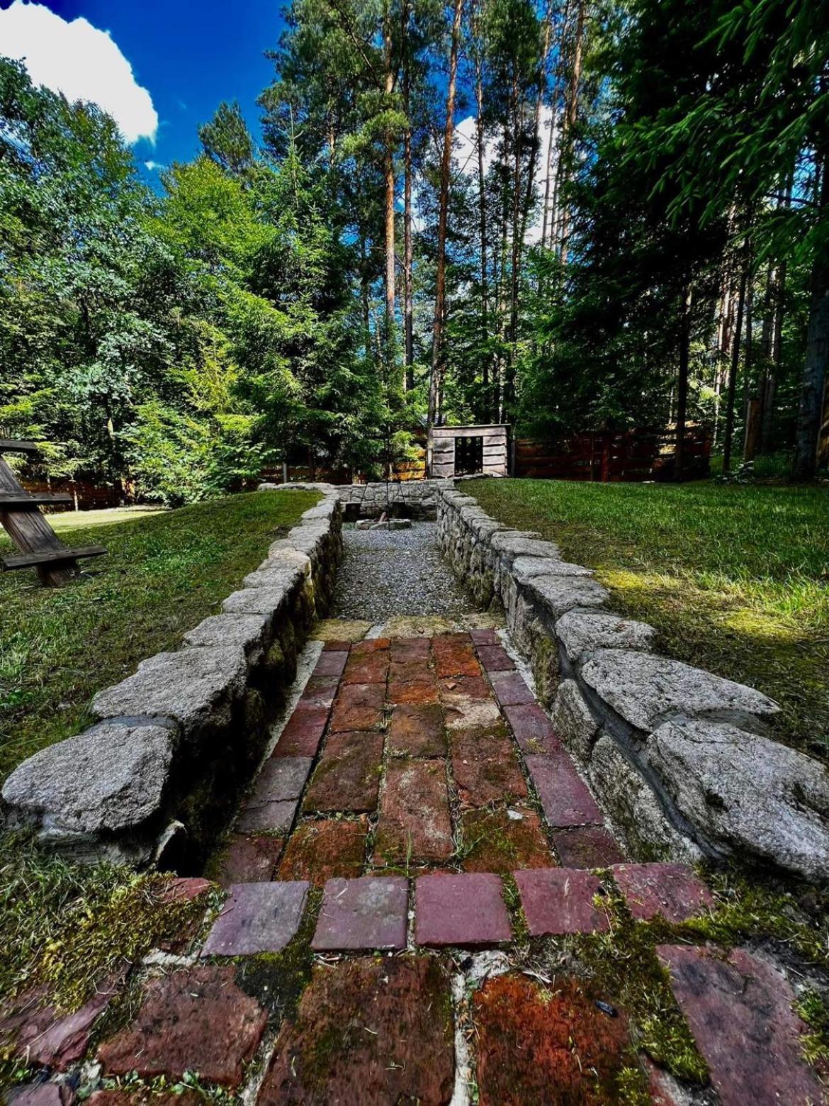 Domek Serce Lasu Гуткі Екстер'єр фото
